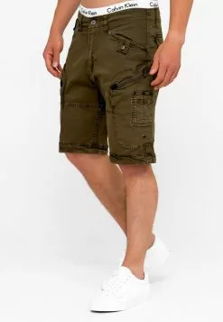 INDICODE JEANS BOSA - Short - Dark Olive -INDICODE JEANS Boutique 04df990d0c8f48deb1f51b6234fa2aed