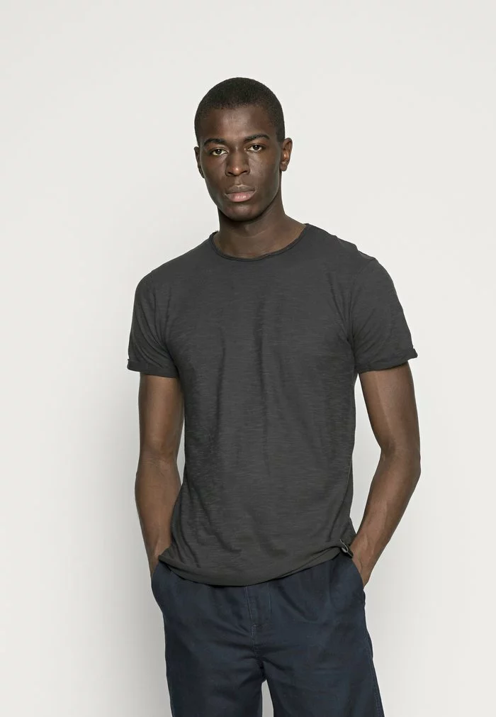 INDICODE JEANS ALAIN - T-shirt Basique - Black 1 INDICODE JEANS ALAIN - T-shirt Basique - Black