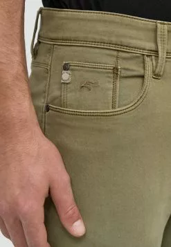 INDICODE JEANS MILOS - Jean Slim - Covert Green -INDICODE JEANS Boutique 0d4e8a434cdf4fe582538572cdf94076