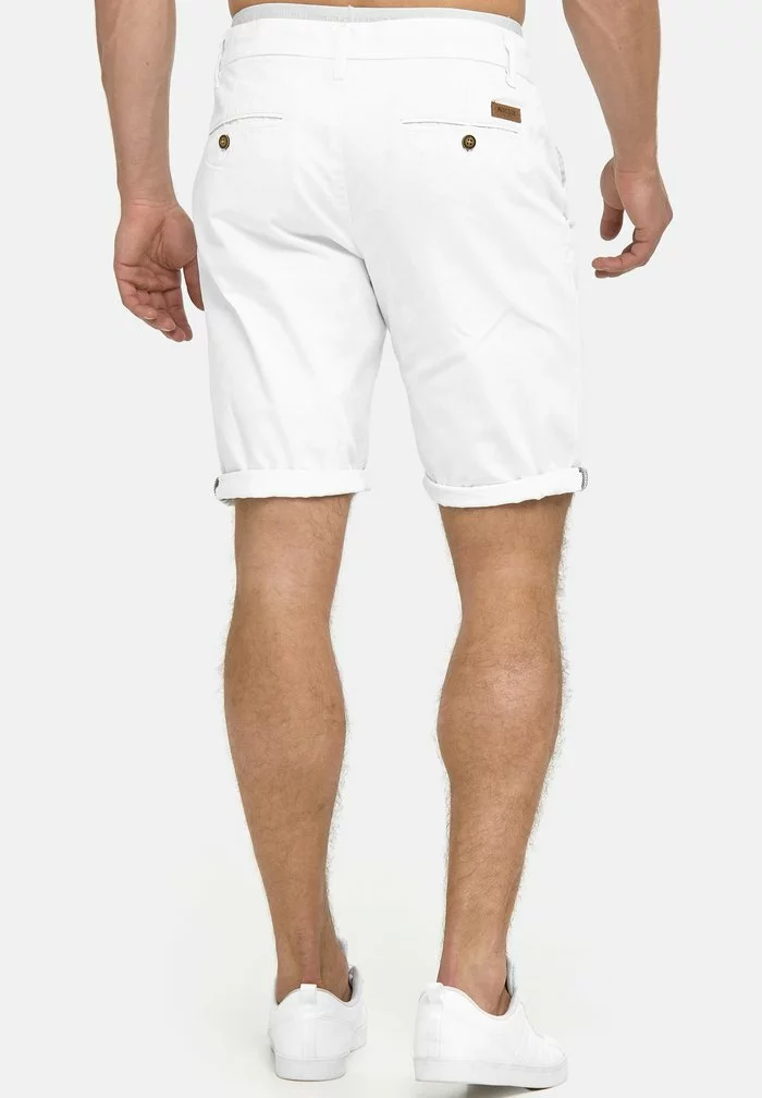 INDICODE JEANS CASUAL FIT - Short - Off White 3 INDICODE JEANS CASUAL FIT - Short - Off White – Image 3