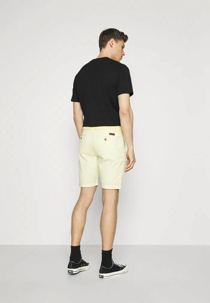 INDICODE JEANS CONER - Short - Pale Banana 3 INDICODE JEANS CONER - Short - Pale Banana – Image 3
