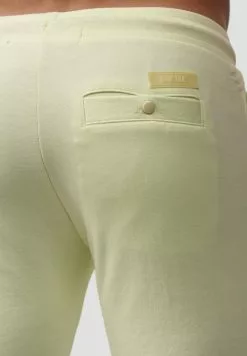 INDICODE JEANS Yates - Short - Lime Cream -INDICODE JEANS Boutique 25c1c82548224f6ebcdefd19d9b66c4e