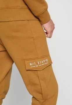 INDICODE JEANS ALINOS SET - Sweatshirt - Rubber -INDICODE JEANS Boutique 2bd0263b00914df59d732b0eb94e8b1f