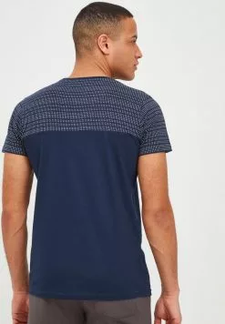 INDICODE JEANS IDROSTO - T-shirt Imprimé - Navy 8 INDICODE JEANS IDROSTO - T-shirt Imprimé - Navy -INDICODE JEANS Boutique 3a64f31bf4cd4bb69213898fdabf5ef7