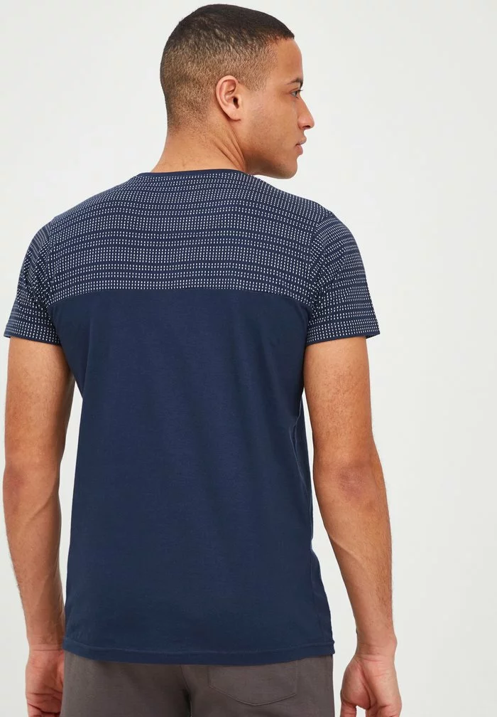 INDICODE JEANS IDROSTO - T-shirt Imprimé - Navy 3 INDICODE JEANS IDROSTO - T-shirt Imprimé - Navy – Image 3