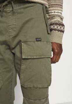 INDICODE JEANS MERCED - Pantalon Cargo - Army -INDICODE JEANS Boutique 4759943f57754e428933d76f7a7ebc07