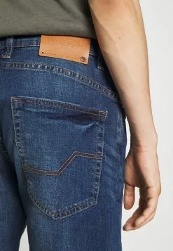 INDICODE JEANS KADEN HOLES - Short En Jean - Medium Indigo -INDICODE JEANS Boutique 4c0b9acfea424792836679be84fcf83b