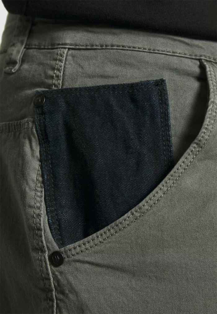 INDICODE JEANS ATHLONE PLUS - Short - Pewter 5 INDICODE JEANS ATHLONE PLUS - Short - Pewter – Image 5