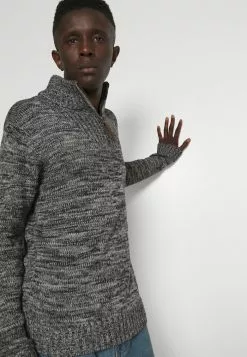 INDICODE JEANS Pullover - Navy 10 INDICODE JEANS Pullover - Navy -INDICODE JEANS Boutique 52487f89c582487fa4a11b5d0f5c6840