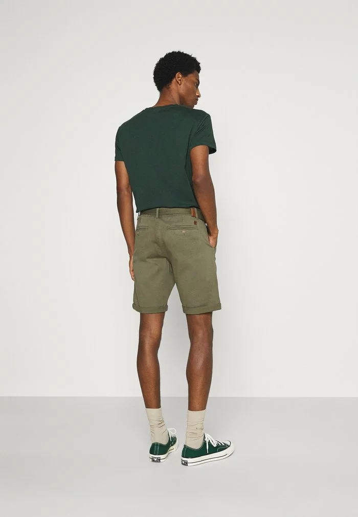 INDICODE JEANS KAISER CHINO EXCLUSIV - Short - Army 3 INDICODE JEANS KAISER CHINO EXCLUSIV - Short - Army – Image 3