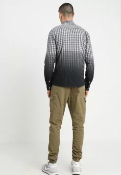 INDICODE JEANS LAKELAND - Pantalon Cargo - Army -INDICODE JEANS Boutique 60b5514632034a7aaebd8ade6ade0295