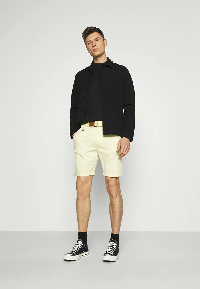 INDICODE JEANS CONER - Short - Pale Banana 2 INDICODE JEANS CONER - Short - Pale Banana – Image 2