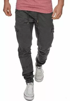 INDICODE JEANS LEVI - Pantalon Cargo - Raven