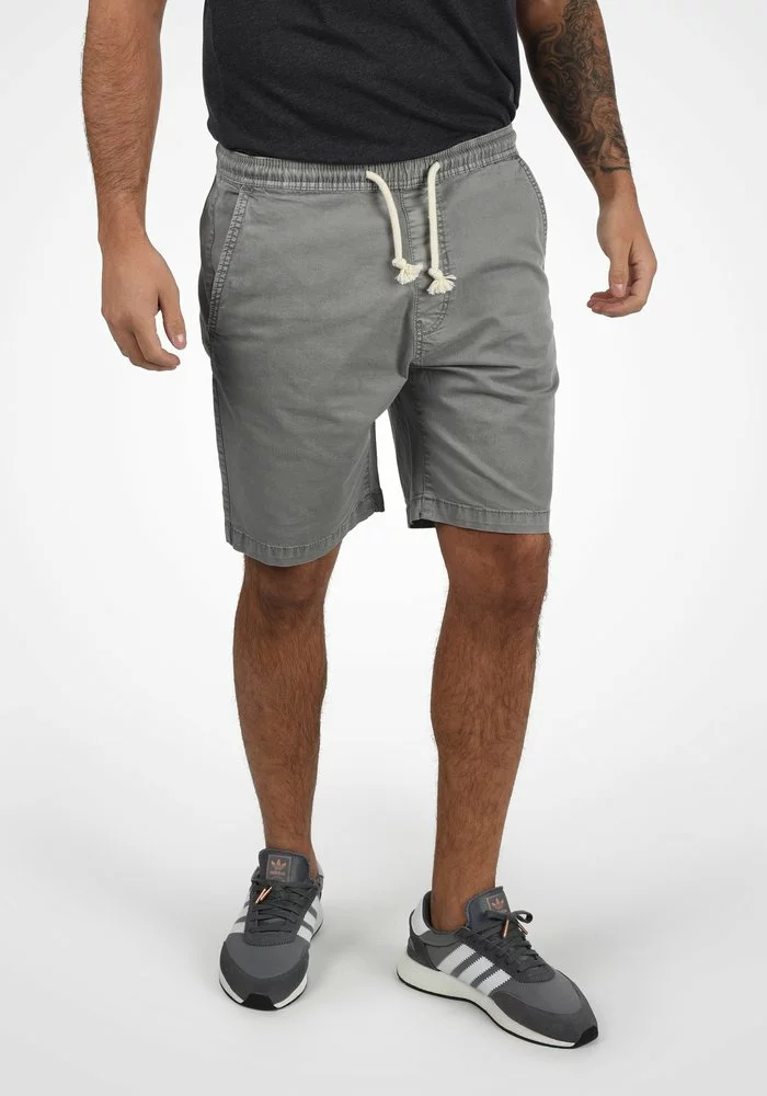 INDICODE JEANS IDABBEY - Short - Light Grey 1 INDICODE JEANS IDABBEY - Short - Light Grey