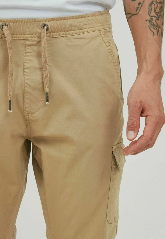 INDICODE JEANS IDGILMAT - Pantalon Cargo - Amber 4 INDICODE JEANS IDGILMAT - Pantalon Cargo - Amber – Image 4