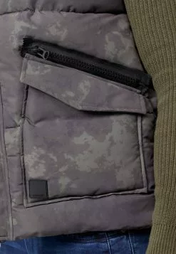 INDICODE JEANS Veste Sans Manches - Army -INDICODE JEANS Boutique 857b4f8ad2b346b4ba867389ec8828dc