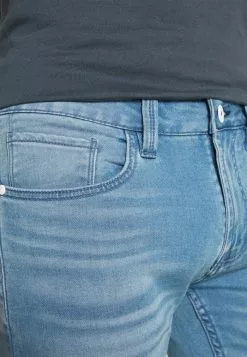 INDICODE JEANS COMMERCIALKEN - Short En Jean - Blue Wash 13 INDICODE JEANS COMMERCIALKEN - Short En Jean - Blue Wash -INDICODE JEANS Boutique 9063a664f91944c4aa1317578cfc7e31