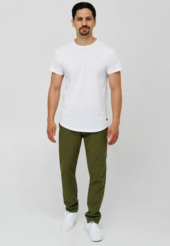 INDICODE JEANS ARONA - Chino - Cypress 2 INDICODE JEANS ARONA - Chino - Cypress – Image 2