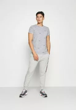 INDICODE JEANS ECKLEY - T-shirt Imprimé - Light Grey Mix 6 INDICODE JEANS ECKLEY - T-shirt Imprimé - Light Grey Mix -INDICODE JEANS Boutique a526ddbdff9f4c8abafcccfaa756be15