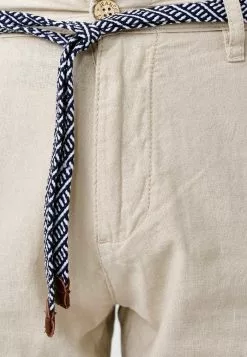 INDICODE JEANS BRYNE - Chino - Fog 10 INDICODE JEANS BRYNE - Chino - Fog -INDICODE JEANS Boutique b8a9765119674c06b1e50cbea69012fe