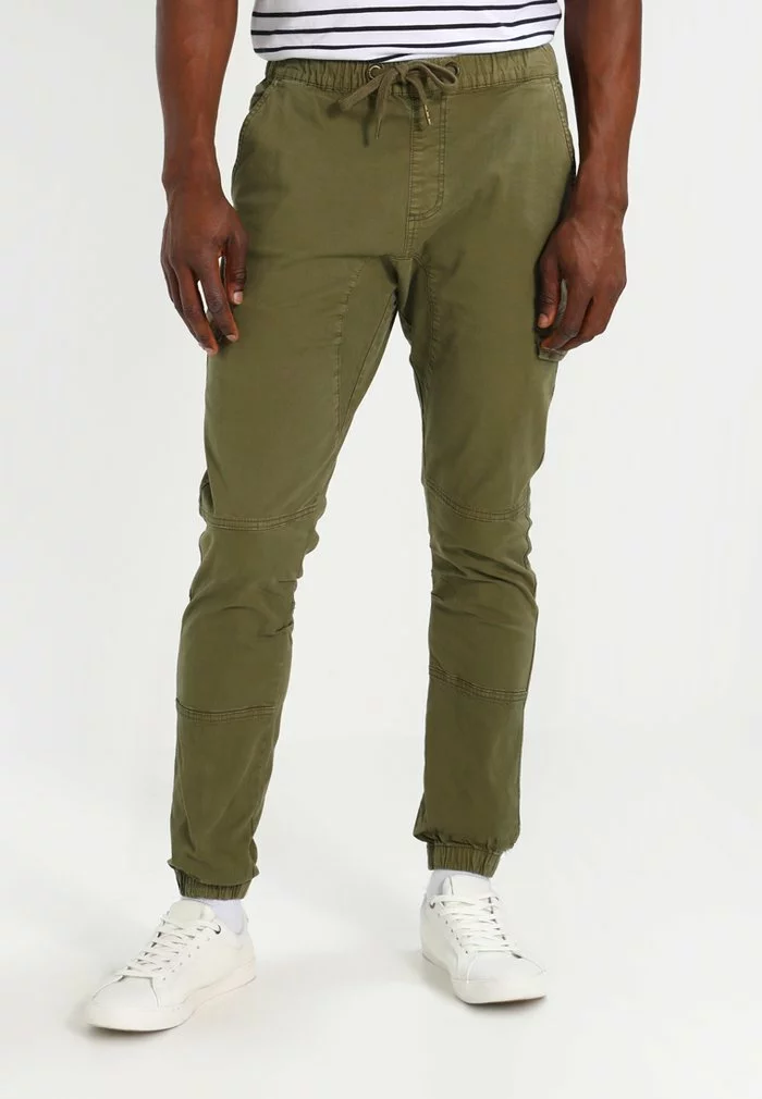 INDICODE JEANS LEVI - Pantalon Cargo - Army 1 INDICODE JEANS LEVI - Pantalon Cargo - Army
