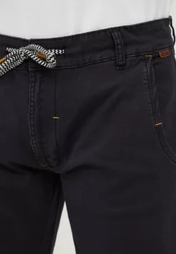 INDICODE JEANS IDMIKO - Short - Black -INDICODE JEANS Boutique d5de86df41064563a6363fa366b20f2f