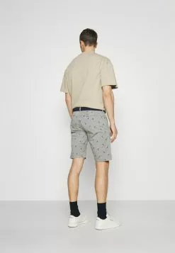 INDICODE JEANS ASHFIELD - Short - Light Grey -INDICODE JEANS Boutique d6da21e21c3d482a9a5d2634adcfbfc4