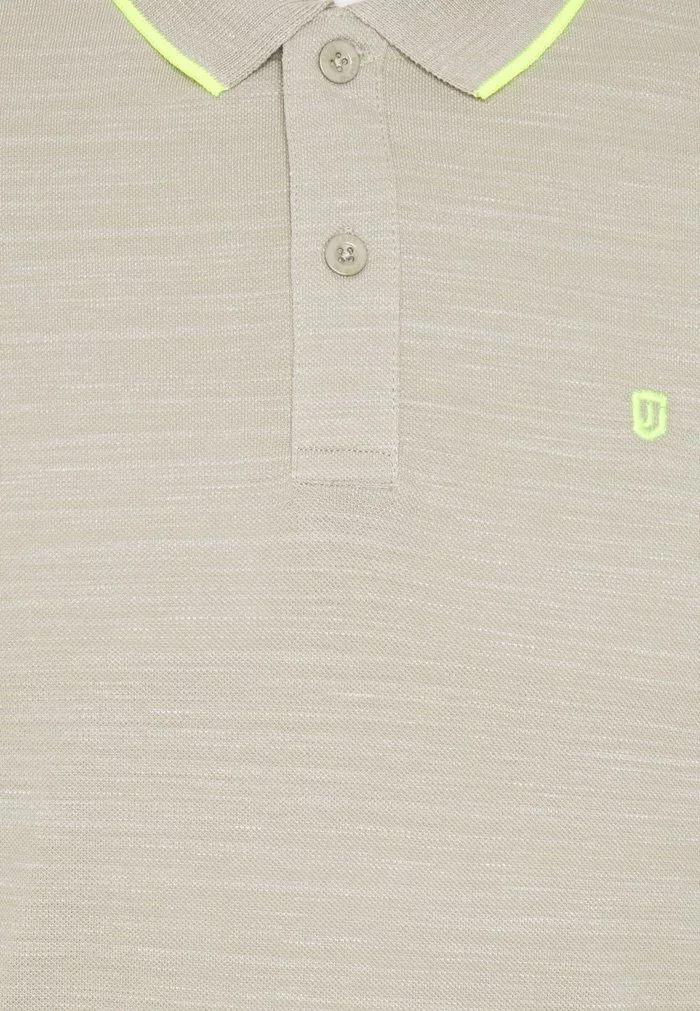 INDICODE JEANS MECKLENBURGH - Polo - Willow Grey 3 INDICODE JEANS MECKLENBURGH - Polo - Willow Grey – Image 3