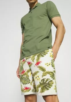 INDICODE JEANS FLOWERS - Short - Offwhite -INDICODE JEANS Boutique d85aa35fd8de4619be63349da67c6843