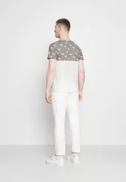 INDICODE JEANS CHARLTON - T-shirt Imprimé - Dark Grey 9 INDICODE JEANS CHARLTON - T-shirt Imprimé - Dark Grey -INDICODE JEANS Boutique dae69b94c5074105af86d4e2cbfbc21e