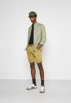 INDICODE JEANS KAISER CHINO EXCLUSIV - Short - Amber 7 INDICODE JEANS KAISER CHINO EXCLUSIV - Short - Amber -INDICODE JEANS Boutique e1d31999e6b64c358905712a2060dd5b