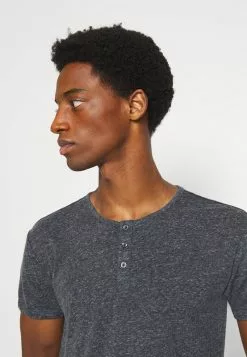 INDICODE JEANS ESTEPONA - T-shirt Basique - Navy -INDICODE JEANS Boutique ec16f993a8a84544a7eaeb0ba8bb264a